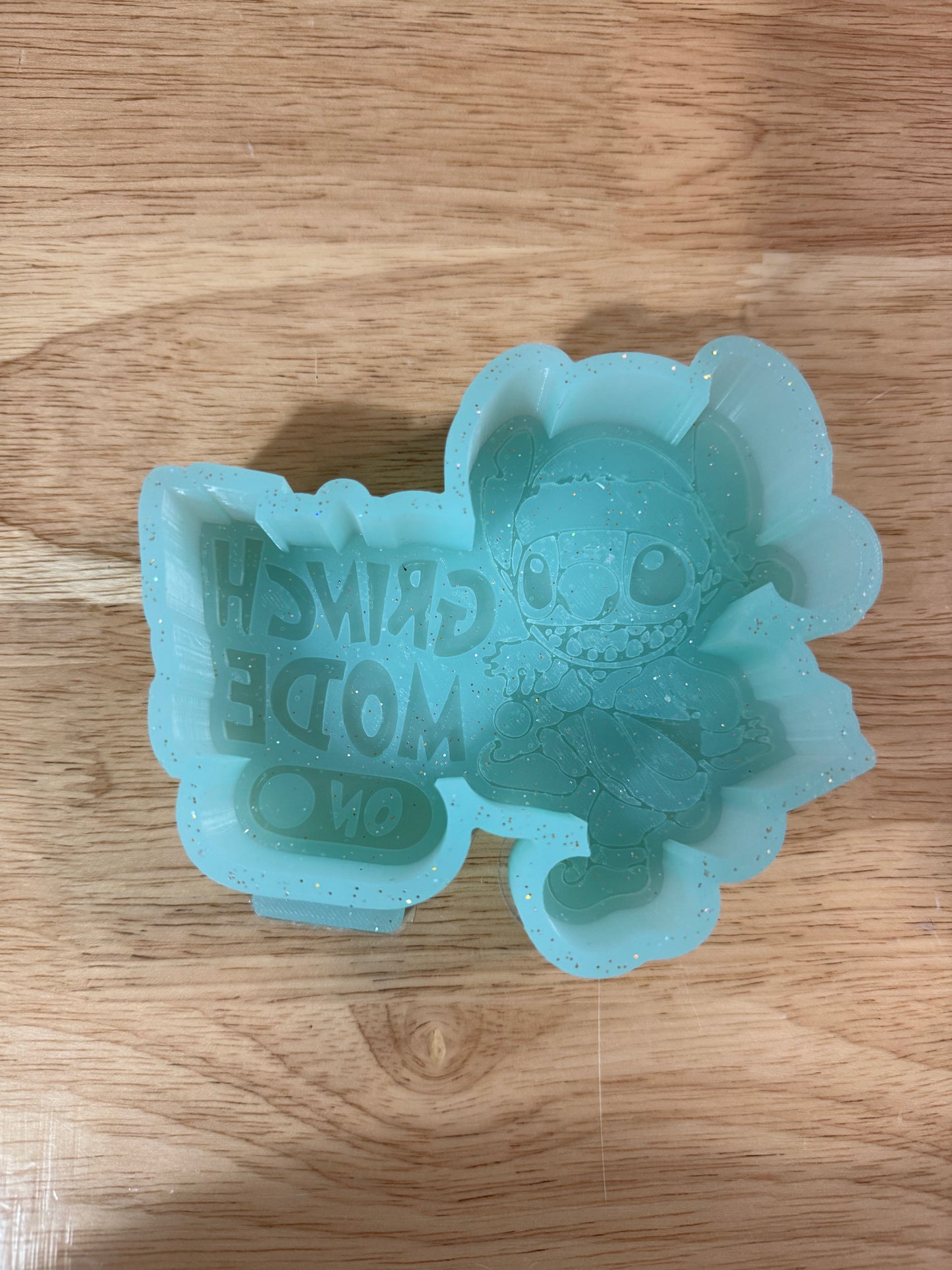 Blue alien christmas Destash Mold