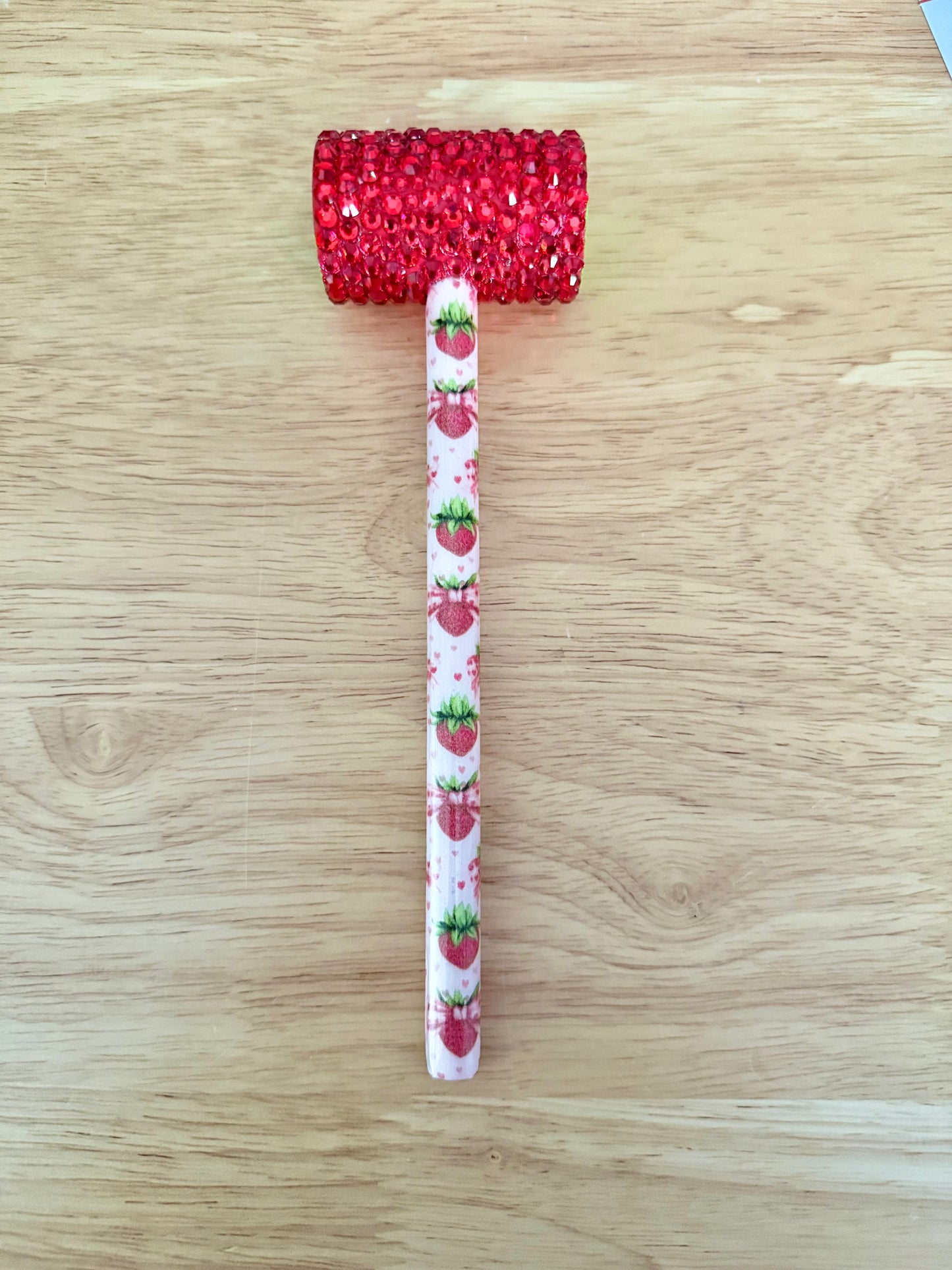 Strawberries w/bow Glamour Hammer-READY TO SHIP